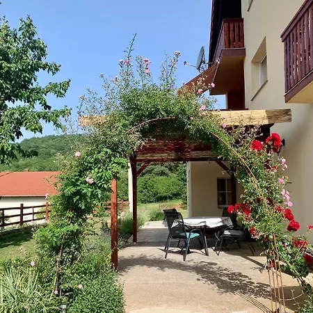 Apartman Korina Otocac Exterior photo