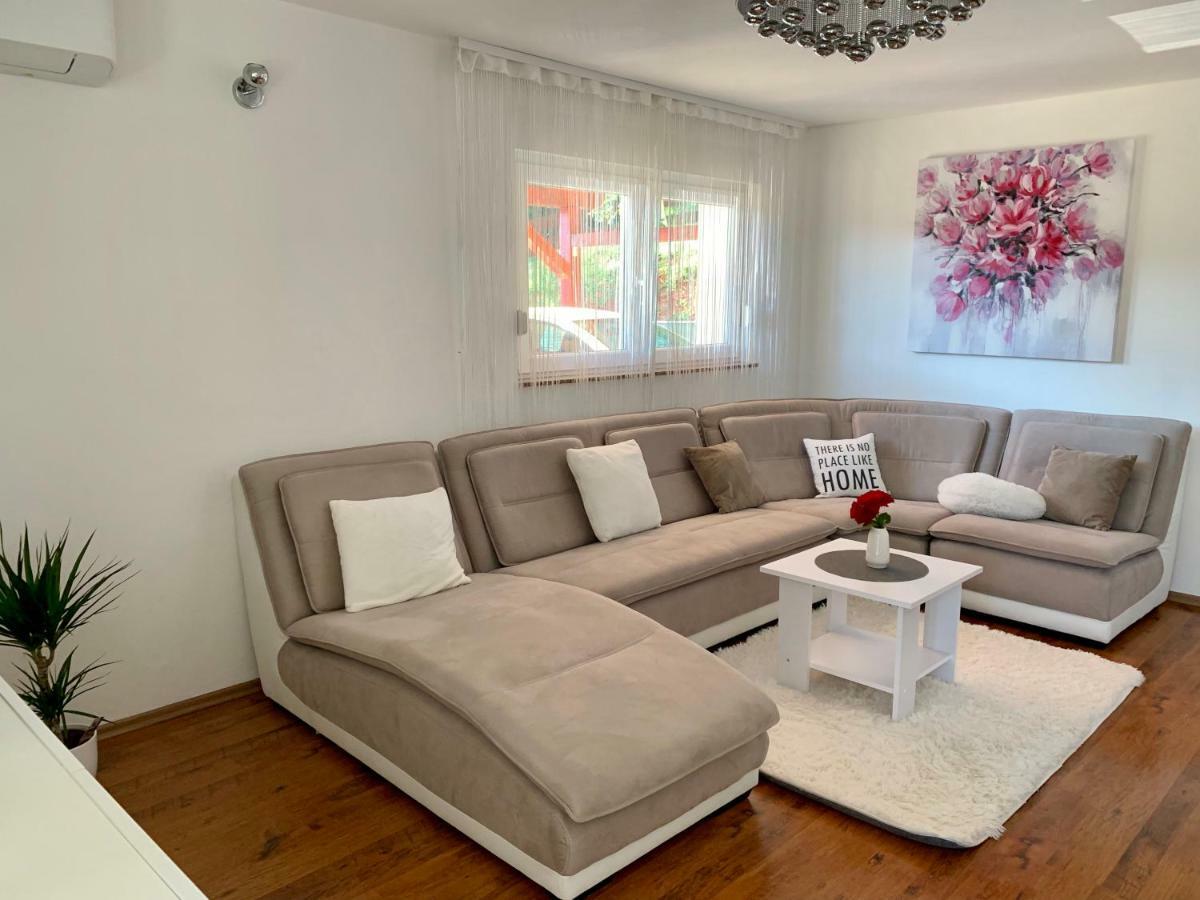 Korina Apartmán
